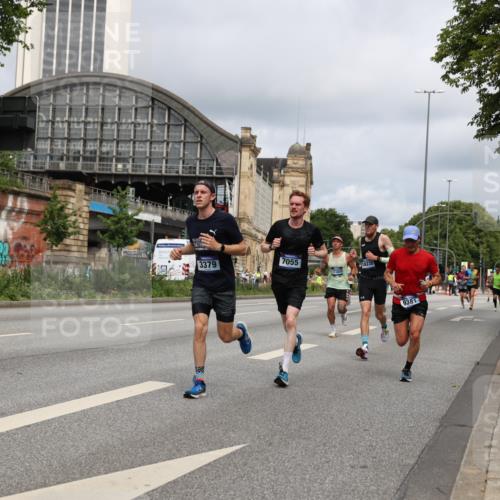 29.06.2025 - hella hamburg halbmarathon Yannick Fuchs http://msf.ph/oto/8173784 29.06.2025 10:25:46 20KM 2460, 2851, 3379, 3845, 5826, 7055, 7481, 7880, 8318, 9381, 11413, 13754, 16508, 17322, 18177, 18235, 18871 meine-sportfotos.de
