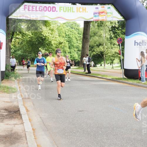 29.06.2025 - hella hamburg halbmarathon MichiJ http://msf.ph/oto/8173834 29.06.2025 10:15:42 Zwischen KM18-KM19 4338, 8376, 9767, 11228, 17003 meine-sportfotos.de