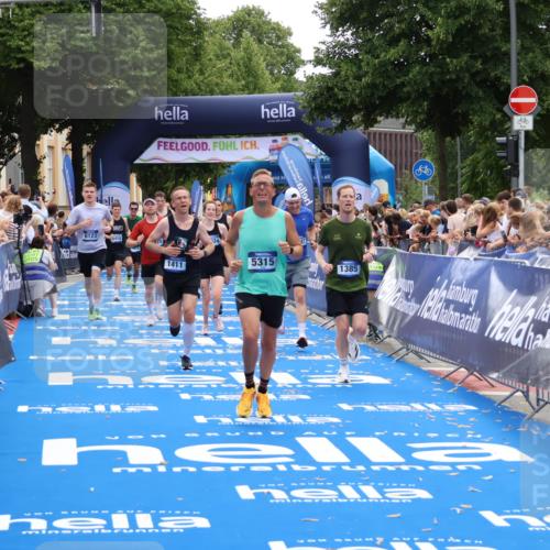 29.06.2025 - hella hamburg halbmarathon Zöllner http://msf.ph/oto/8173946 29.06.2025 10:37:06 Ziel 1385, 1411, 5315, 6123, 6458, 7482, 10738, 11120, 15261, 15410, 16992, 17024, 17125, 17658 meine-sportfotos.de