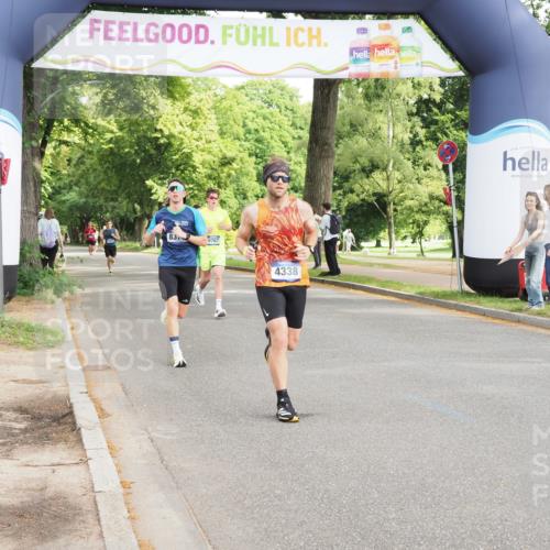 29.06.2025 - hella hamburg halbmarathon MichiJ http://msf.ph/oto/8173986 29.06.2025 10:15:43 Zwischen KM18-KM19 4338, 8376, 9767, 10468, 11228, 17003 meine-sportfotos.de