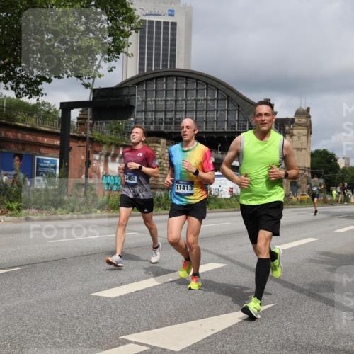 29.06.2025 - hella hamburg halbmarathon Yannick Fuchs http://msf.ph/oto/8173994 29.06.2025 10:25:54 20KM 2460, 2851, 3379, 3845, 5826, 7055, 7481, 7880, 9381, 9508, 10017, 11413, 11857, 13754, 16508, 17322, 18177, 18235, 18871 meine-sportfotos.de