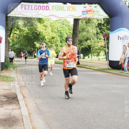 29.06.2025 - hella hamburg halbmarathon MichiJ http://msf.ph/oto/8174000 29.06.2025 10:15:43 Zwischen KM18-KM19 4338, 8376, 9767, 10468, 11228, 17003 meine-sportfotos.de