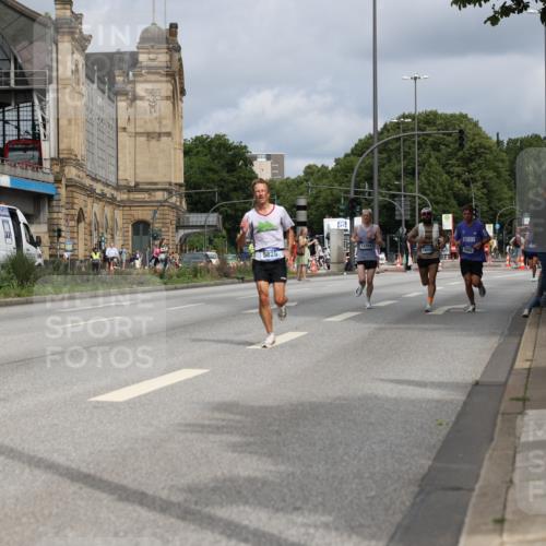 29.06.2025 - hella hamburg halbmarathon Yannick Fuchs http://msf.ph/oto/8174087 29.06.2025 10:25:57 20KM 2460, 2851, 3379, 5826, 7055, 7481, 7880, 9381, 9508, 10017, 10298, 11413, 11857, 13754, 14548, 16508, 17322, 18177, 18235, 18871 meine-sportfotos.de