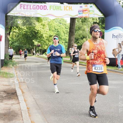 29.06.2025 - hella hamburg halbmarathon MichiJ http://msf.ph/oto/8174202 29.06.2025 10:15:44 Zwischen KM18-KM19 4338, 8376, 9767, 10468, 11228, 17003 meine-sportfotos.de