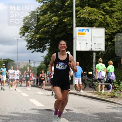 29.06.2025 - hella hamburg halbmarathon Yannick Fuchs http://msf.ph/oto/8174292 29.06.2025 10:41:36 20KM 51, 1012, 1460, 1592, 2274, 2839, 2864, 2869, 3976, 4093, 4377, 5129, 5532, 5650, 5889, 6134, 6168, 6203, 6630, 6716, 7480, 7962, 8564, 8693, 8852, 9051, 10122, 10423, 10988, 11021, 11518, 12679, 12706, 12724, 12870, 13223, 13303, 13672, 14482, 15350, 15451, 15714, 15923, 15973, 16089, 16175, 16819, 17172, 17229, 17743, 17846, 18297, 18356, 18856, 19127 meine-sportfotos.de