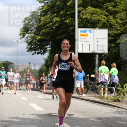 29.06.2025 - hella hamburg halbmarathon Yannick Fuchs http://msf.ph/oto/8174317 29.06.2025 10:41:36 20KM 51, 1012, 1460, 1592, 2274, 2839, 2864, 2869, 3976, 4093, 4377, 5129, 5532, 5650, 5889, 6134, 6168, 6203, 6630, 6716, 7480, 7962, 8564, 8693, 8852, 9051, 10122, 10423, 10988, 11021, 11518, 12679, 12706, 12724, 12870, 13223, 13303, 13672, 14482, 15350, 15451, 15714, 15923, 15973, 16089, 16175, 16819, 17172, 17229, 17743, 17846, 18297, 18356, 18856, 19127 meine-sportfotos.de