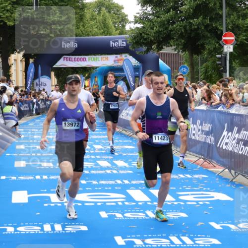 29.06.2025 - hella hamburg halbmarathon Zöllner http://msf.ph/oto/8174706 29.06.2025 10:37:18 Ziel 4860, 5003, 8362, 10190, 11423, 12900, 13972, 15178, 17137, 17726 meine-sportfotos.de