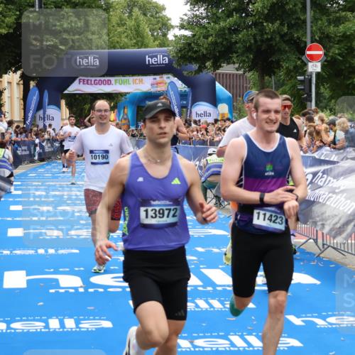 29.06.2025 - hella hamburg halbmarathon Zöllner http://msf.ph/oto/8174775 29.06.2025 10:37:19 Ziel 4860, 5003, 10190, 11423, 12900, 13972, 14459, 15178, 17137, 17726 meine-sportfotos.de