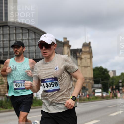 29.06.2025 - hella hamburg halbmarathon Yannick Fuchs http://msf.ph/oto/8174831 29.06.2025 10:26:36 20KM 3955, 4129, 4698, 4812, 5187, 5660, 6619, 7793, 10929, 12681, 13606, 13617, 14450, 18102 meine-sportfotos.de