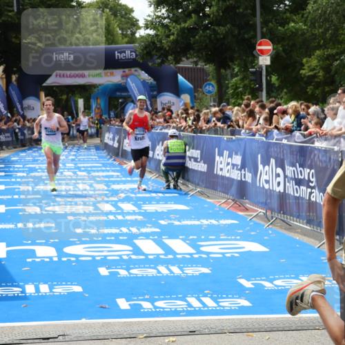 29.06.2025 - hella hamburg halbmarathon Zöllner http://msf.ph/oto/8174852 29.06.2025 10:25:09 Ziel 2483, 11078, 13913, 15483 meine-sportfotos.de