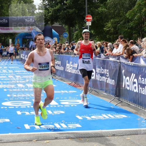 29.06.2025 - hella hamburg halbmarathon Zöllner http://msf.ph/oto/8174934 29.06.2025 10:25:11 Ziel 8376, 11078, 13913, 15483 meine-sportfotos.de