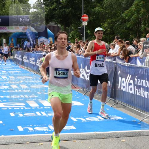 29.06.2025 - hella hamburg halbmarathon Zöllner http://msf.ph/oto/8174952 29.06.2025 10:25:11 Ziel 8376, 11078, 13913, 15483 meine-sportfotos.de