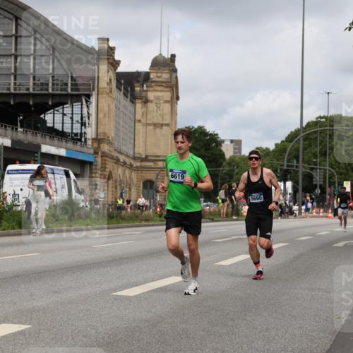 29.06.2025 - hella hamburg halbmarathon Yannick Fuchs http://msf.ph/oto/8175002 29.06.2025 10:26:42 20KM 1686, 3955, 4129, 4698, 4812, 5187, 5660, 6619, 7272, 7793, 11199, 13606, 13617, 14450, 18102 meine-sportfotos.de