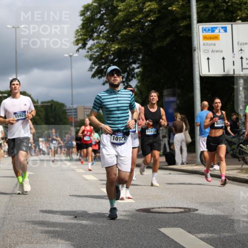 29.06.2025 - hella hamburg halbmarathon Yannick Fuchs http://msf.ph/oto/8175084 29.06.2025 10:41:40 20KM 51, 1012, 1460, 1592, 1604, 1613, 1696, 2274, 2839, 2864, 2869, 3976, 4093, 4377, 5022, 5129, 5532, 5650, 5889, 6134, 6168, 6203, 6716, 7962, 8564, 8693, 8852, 9051, 10122, 10423, 10988, 11021, 11283, 11518, 12679, 12706, 12724, 12870, 13223, 13672, 14730, 15350, 15451, 15923, 15973, 16089, 16175, 16819, 17172, 17229, 17451, 17743, 17846, 17915, 17979, 18297, 18356, 18856, 19127 meine-sportfotos.de
