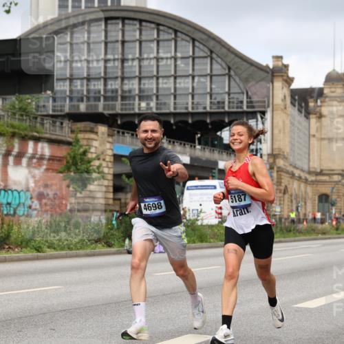 29.06.2025 - hella hamburg halbmarathon Yannick Fuchs http://msf.ph/oto/8175141 29.06.2025 10:26:50 20KM 1686, 3935, 3955, 4129, 4698, 5187, 5660, 6619, 7272, 7793, 11199, 11370, 13606, 13617, 16065, 16505 meine-sportfotos.de