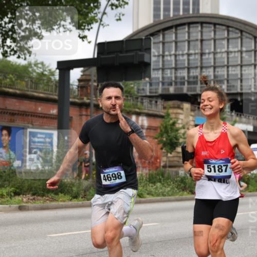 29.06.2025 - hella hamburg halbmarathon Yannick Fuchs http://msf.ph/oto/8175162 29.06.2025 10:26:50 20KM 1686, 3935, 3955, 4129, 4698, 5187, 5660, 6619, 7272, 7793, 11199, 11370, 13606, 13617, 16065, 16505 meine-sportfotos.de