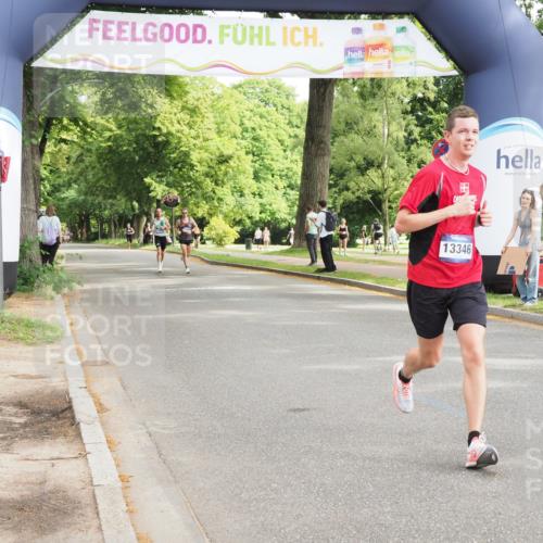 29.06.2025 - hella hamburg halbmarathon MichiJ http://msf.ph/oto/8175267 29.06.2025 10:15:54 Zwischen KM18-KM19 2483, 13346 meine-sportfotos.de