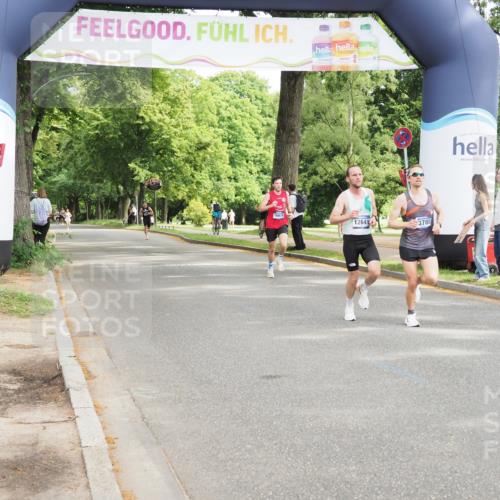 29.06.2025 - hella hamburg halbmarathon MichiJ http://msf.ph/oto/8175435 29.06.2025 10:16:00 Zwischen KM18-KM19 12641, 13346, 13780 meine-sportfotos.de
