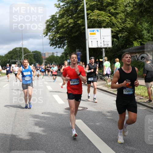 29.06.2025 - hella hamburg halbmarathon Yannick Fuchs http://msf.ph/oto/8175534 29.06.2025 10:41:43 20KM 51, 1460, 1592, 1604, 1613, 1696, 2274, 2284, 2839, 2864, 2869, 3976, 4093, 4377, 5022, 5650, 5889, 6134, 6168, 6203, 6716, 7962, 8564, 8693, 8852, 9051, 10122, 10423, 10969, 10988, 11021, 11283, 11518, 12679, 12706, 12724, 12870, 13223, 13672, 14730, 15350, 15451, 15923, 15973, 16089, 16819, 17172, 17229, 17451, 17743, 17846, 17915, 17979, 18104, 18297, 18356, 18856, 19127 meine-sportfotos.de