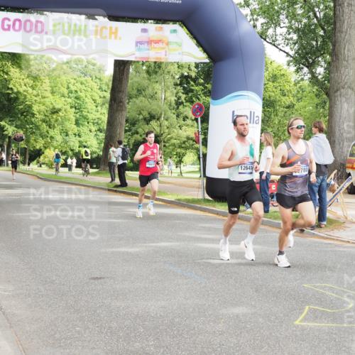 29.06.2025 - hella hamburg halbmarathon MichiJ http://msf.ph/oto/8175625 29.06.2025 10:16:00 Zwischen KM18-KM19 12641, 13346, 13780 meine-sportfotos.de