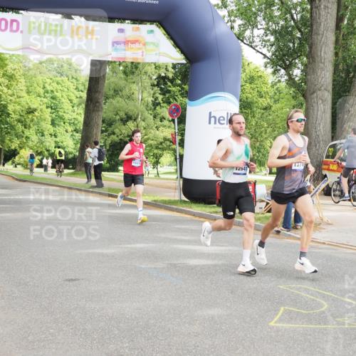 29.06.2025 - hella hamburg halbmarathon MichiJ http://msf.ph/oto/8175670 29.06.2025 10:16:01 Zwischen KM18-KM19 12641, 13346, 13780, 16615 meine-sportfotos.de