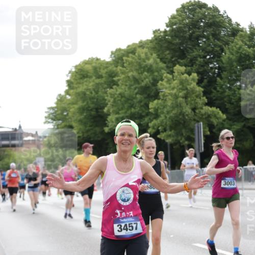29.06.2025 - hella hamburg halbmarathon Jannik Wohlers http://msf.ph/oto/8175730 29.06.2025 10:22:23 Lombardsbrücke 1029, 2294, 2479, 2766, 3003, 3600, 3601, 5223, 5343, 5629, 5798, 7188, 7190, 7266, 7276, 7529, 7925, 8355, 9256, 9392, 10086, 10826, 10902, 11665, 12190, 12592, 13921, 14525, 14633, 14801, 15469, 15870, 16618, 16801 meine-sportfotos.de