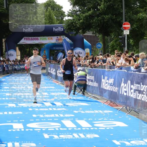 29.06.2025 - hella hamburg halbmarathon Zöllner http://msf.ph/oto/8175753 29.06.2025 10:26:34 Ziel 14728, 17040 meine-sportfotos.de