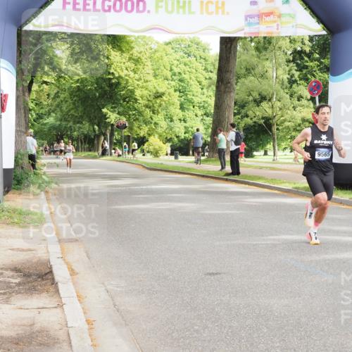 29.06.2025 - hella hamburg halbmarathon MichiJ http://msf.ph/oto/8175776 29.06.2025 10:16:08 Zwischen KM18-KM19 12641, 16615 meine-sportfotos.de