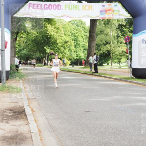 29.06.2025 - hella hamburg halbmarathon MichiJ http://msf.ph/oto/8176038 29.06.2025 10:16:14 Zwischen KM18-KM19 9565 meine-sportfotos.de