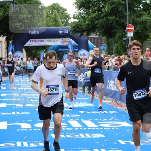 29.06.2025 - hella hamburg halbmarathon Zöllner http://msf.ph/oto/8176051 29.06.2025 10:37:43 Ziel 1505, 10922, 11106, 13595, 14934, 18193, 18216 meine-sportfotos.de