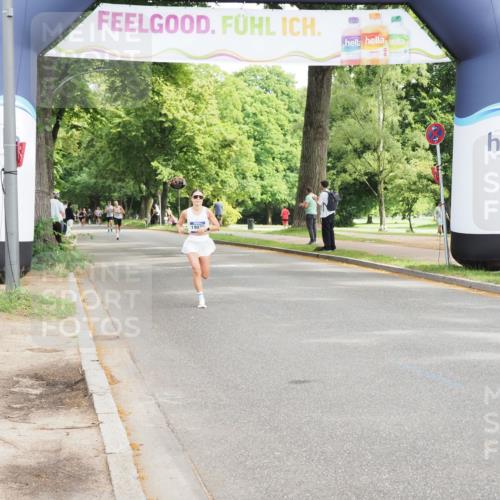 29.06.2025 - hella hamburg halbmarathon MichiJ http://msf.ph/oto/8176052 29.06.2025 10:16:14 Zwischen KM18-KM19 9565 meine-sportfotos.de
