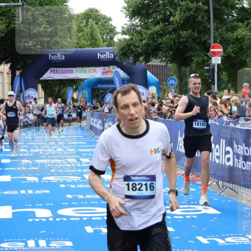 29.06.2025 - hella hamburg halbmarathon Zöllner http://msf.ph/oto/8176095 29.06.2025 10:37:44 Ziel 1505, 1615, 10922, 11106, 13595, 14934, 18193, 18216 meine-sportfotos.de