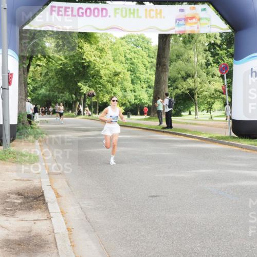 29.06.2025 - hella hamburg halbmarathon MichiJ http://msf.ph/oto/8176122 29.06.2025 10:16:15 Zwischen KM18-KM19 9565 meine-sportfotos.de