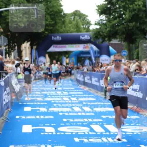 29.06.2025 - hella hamburg halbmarathon Zöllner http://msf.ph/oto/8176145 29.06.2025 10:37:44 Ziel 1505, 1615, 10922, 11106, 13595, 14934, 18193, 18216 meine-sportfotos.de