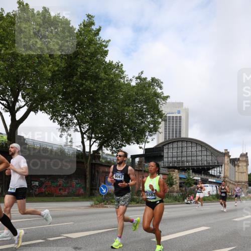 29.06.2025 - hella hamburg halbmarathon Yannick Fuchs http://msf.ph/oto/8176151 29.06.2025 10:27:18 20KM 1407, 1707, 1894, 5070, 5746, 6358, 7845, 7965, 8883, 9047, 10484, 10876, 10927, 11150, 11169, 11370, 11929, 13199, 14293, 15054, 15826, 16065, 16505, 16957, 18135, 18562, 18563 meine-sportfotos.de
