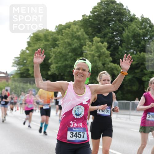 29.06.2025 - hella hamburg halbmarathon Jannik Wohlers http://msf.ph/oto/8176162 29.06.2025 10:22:23 Lombardsbrücke 1029, 2294, 2479, 2766, 3003, 3600, 3601, 5223, 5343, 5629, 5798, 7188, 7190, 7266, 7276, 7529, 7925, 8355, 9256, 9392, 10086, 10826, 10902, 11665, 12190, 12592, 13921, 14525, 14633, 14801, 15469, 15870, 16618, 16801 meine-sportfotos.de