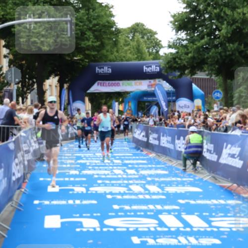 29.06.2025 - hella hamburg halbmarathon Zöllner http://msf.ph/oto/8176200 29.06.2025 10:37:45 Ziel 1505, 1615, 11106, 13595, 14934, 18193 meine-sportfotos.de