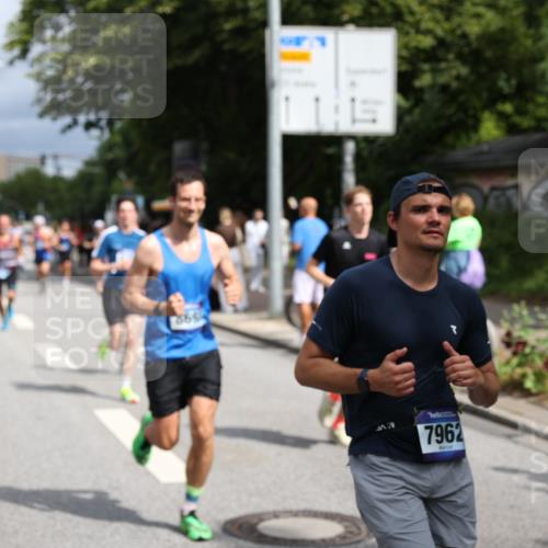 29.06.2025 - hella hamburg halbmarathon Yannick Fuchs http://msf.ph/oto/8176253 29.06.2025 10:41:50 20KM 51, 1460, 1592, 1604, 1613, 1696, 2284, 2839, 2864, 2869, 2953, 3976, 4093, 4377, 4528, 5022, 5650, 6009, 6134, 6168, 6716, 7962, 8693, 8852, 9626, 10969, 10988, 11021, 11283, 11518, 12679, 12685, 12706, 12724, 12870, 13223, 13672, 14618, 14619, 14730, 15333, 15350, 15451, 15478, 15479, 15973, 17172, 17229, 17451, 17743, 17846, 17905, 17915, 17979, 18104, 18758, 18856, 18922, 18974, 19127, 19181 meine-sportfotos.de