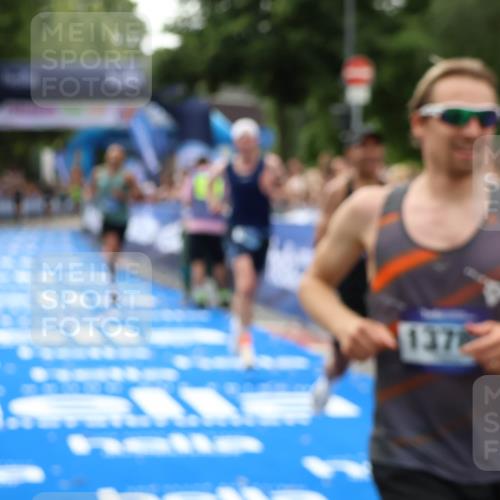 29.06.2025 - hella hamburg halbmarathon Zöllner http://msf.ph/oto/8176264 29.06.2025 10:27:07 Ziel 12641, 13780, 13956, 14828, 15671 meine-sportfotos.de