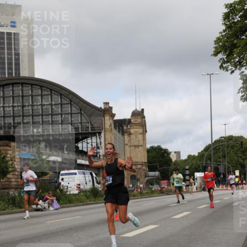 29.06.2025 - hella hamburg halbmarathon Yannick Fuchs http://msf.ph/oto/8176329 29.06.2025 10:27:25 20KM 1707, 1990, 5070, 5746, 6358, 7845, 7965, 8062, 8883, 9047, 10484, 10876, 10927, 11150, 11169, 11745, 11877, 11929, 13199, 13686, 13961, 14293, 15054, 15826, 16425, 16619, 16957, 18135, 18562, 18563 meine-sportfotos.de
