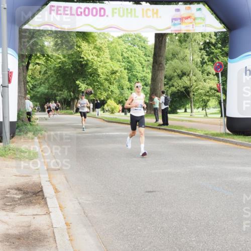 29.06.2025 - hella hamburg halbmarathon MichiJ http://msf.ph/oto/8176335 29.06.2025 10:16:23 Zwischen KM18-KM19 19076 meine-sportfotos.de
