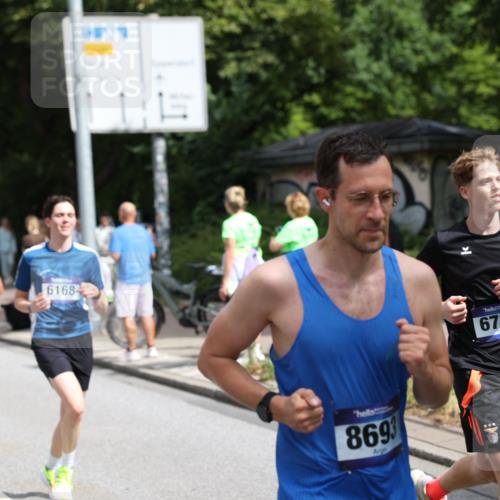 29.06.2025 - hella hamburg halbmarathon Yannick Fuchs http://msf.ph/oto/8176387 29.06.2025 10:41:51 20KM 51, 1460, 1592, 1604, 1613, 1696, 2284, 2839, 2864, 2869, 2953, 3976, 4093, 4377, 4528, 5022, 5650, 6009, 6134, 6168, 6716, 7962, 8693, 8852, 9626, 10969, 10988, 11021, 11283, 11518, 12679, 12685, 12706, 12724, 12870, 13672, 14618, 14619, 14730, 15333, 15350, 15478, 15479, 15973, 17172, 17229, 17451, 17743, 17846, 17905, 17915, 17979, 18104, 18430, 18758, 18856, 18922, 18974, 19127, 19181 meine-sportfotos.de