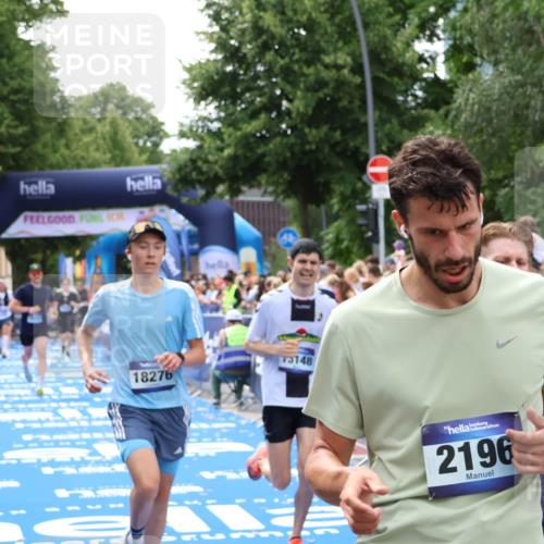 29.06.2025 - hella hamburg halbmarathon Zöllner http://msf.ph/oto/8176437 29.06.2025 10:37:55 Ziel 2196, 2404, 3480, 3530, 9171, 13148, 18103, 18276, 18277, 18529 meine-sportfotos.de