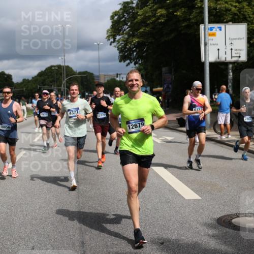 29.06.2025 - hella hamburg halbmarathon Yannick Fuchs http://msf.ph/oto/8176595 29.06.2025 10:41:56 20KM 51, 1592, 1604, 1613, 1696, 2284, 2708, 2839, 2864, 2869, 2953, 3976, 4377, 4528, 5022, 6009, 6134, 6168, 6716, 7599, 7962, 8234, 8693, 9544, 9626, 10969, 10988, 11283, 12679, 12685, 12870, 13672, 14618, 14619, 14730, 15333, 15350, 15478, 15479, 17172, 17451, 17905, 17915, 17979, 18104, 18430, 18758, 18856, 18922, 18974, 19181 meine-sportfotos.de