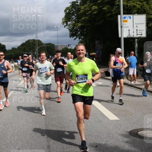 29.06.2025 - hella hamburg halbmarathon Yannick Fuchs http://msf.ph/oto/8176606 29.06.2025 10:41:56 20KM 51, 1592, 1604, 1613, 1696, 2284, 2708, 2839, 2864, 2869, 2953, 3976, 4377, 4528, 5022, 6009, 6134, 6168, 6716, 7599, 7962, 8234, 8693, 9544, 9626, 10969, 10988, 11283, 12679, 12685, 12870, 13672, 14618, 14619, 14730, 15333, 15350, 15478, 15479, 17172, 17451, 17905, 17915, 17979, 18104, 18430, 18758, 18856, 18922, 18974, 19181 meine-sportfotos.de
