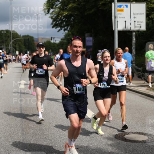 29.06.2025 - hella hamburg halbmarathon Yannick Fuchs http://msf.ph/oto/8176883 29.06.2025 10:42:01 20KM 51, 1604, 1613, 1696, 2213, 2284, 2708, 2839, 2869, 2953, 3976, 4377, 4528, 4601, 5022, 5528, 6009, 6134, 7599, 8234, 8927, 9544, 9626, 10969, 10988, 11283, 11961, 12679, 12685, 12870, 13007, 13672, 13948, 14383, 14618, 14619, 14730, 15333, 15350, 15478, 15479, 17172, 17451, 17905, 17915, 17979, 18104, 18430, 18758, 18856, 18922, 18974, 19181 meine-sportfotos.de