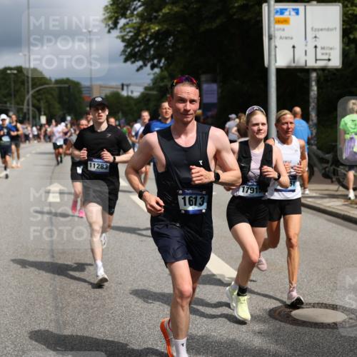 29.06.2025 - hella hamburg halbmarathon Yannick Fuchs http://msf.ph/oto/8176894 29.06.2025 10:42:01 20KM 51, 1604, 1613, 1696, 2213, 2284, 2708, 2839, 2869, 2953, 3976, 4377, 4528, 4601, 5022, 5528, 6009, 6134, 7599, 8234, 8927, 9544, 9626, 10969, 10988, 11283, 11961, 12679, 12685, 12870, 13007, 13672, 13948, 14383, 14618, 14619, 14730, 15333, 15350, 15478, 15479, 17172, 17451, 17905, 17915, 17979, 18104, 18430, 18758, 18856, 18922, 18974, 19181 meine-sportfotos.de