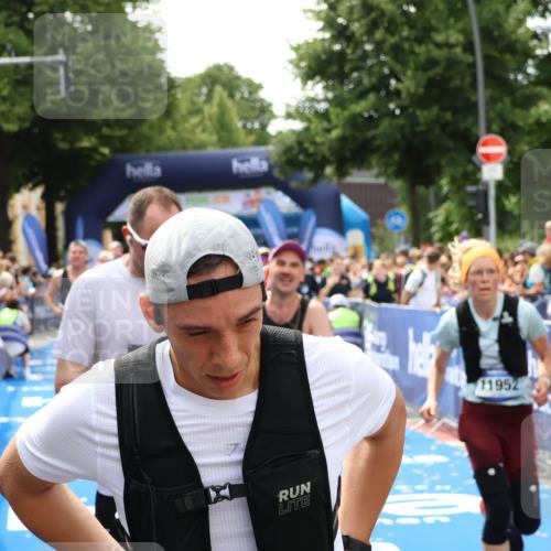 29.06.2025 - hella hamburg halbmarathon Zöllner http://msf.ph/oto/8176905 29.06.2025 10:38:08 Ziel 8091, 9944, 11049, 11952, 12915, 14274, 15382, 16698, 17623 meine-sportfotos.de