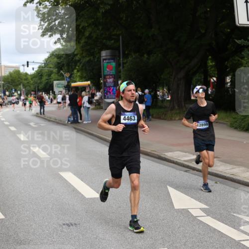 29.06.2025 - hella hamburg halbmarathon Yannick Fuchs http://msf.ph/oto/8176910 29.06.2025 10:27:49 20KM 1990, 4463, 4679, 4749, 7723, 8062, 10453, 11745, 11877, 12290, 12899, 12987, 13686, 13961, 14028, 14167, 14276, 14908, 16425, 16619, 17056, 17151, 17175, 18679, 19059 meine-sportfotos.de