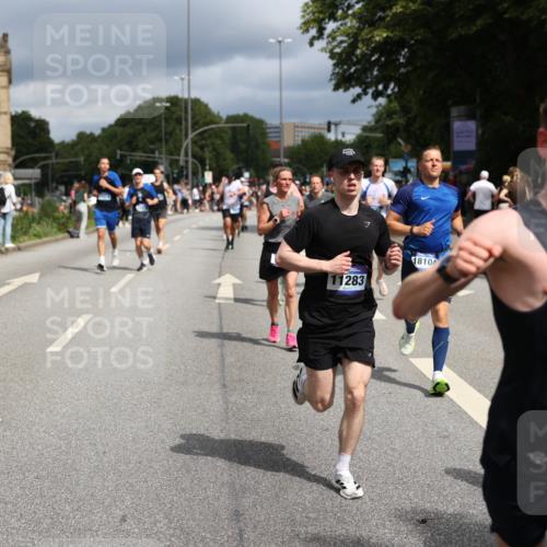 29.06.2025 - hella hamburg halbmarathon Yannick Fuchs http://msf.ph/oto/8176912 29.06.2025 10:42:01 20KM 51, 1604, 1613, 1696, 2213, 2284, 2708, 2839, 2869, 2953, 3976, 4377, 4528, 4601, 5022, 5528, 6009, 6134, 7599, 8234, 8927, 9544, 9626, 10969, 10988, 11283, 11961, 12679, 12685, 12870, 13007, 13672, 13948, 14383, 14618, 14619, 14730, 15333, 15350, 15478, 15479, 17172, 17451, 17905, 17915, 17979, 18104, 18430, 18758, 18856, 18922, 18974, 19181 meine-sportfotos.de